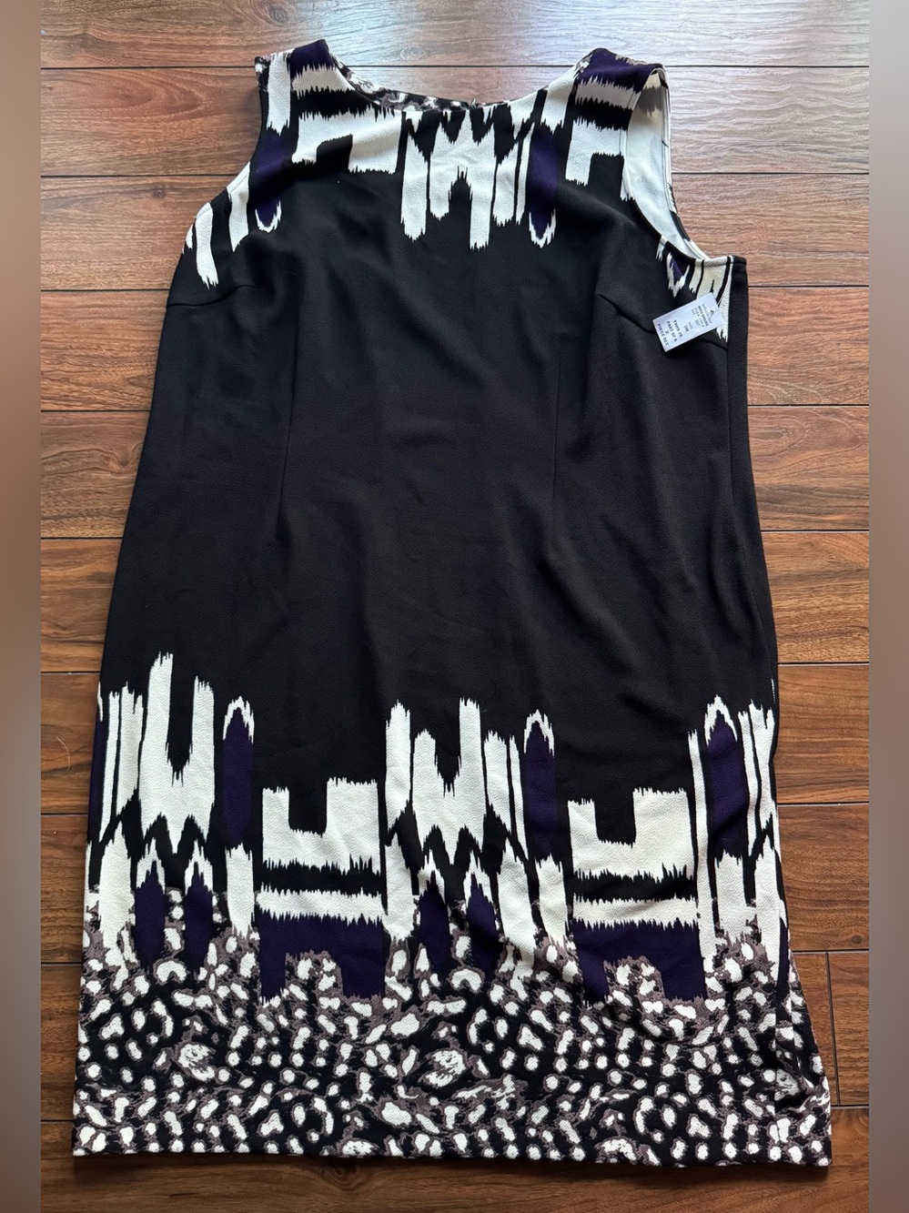 Maya Brooke sleeveless shift dress. Women’s size 24W NWT